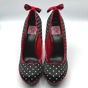 New pin up couture polka dot heels with bows size 9